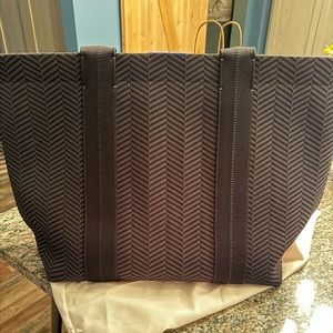 Rothy’s Essential Tote
